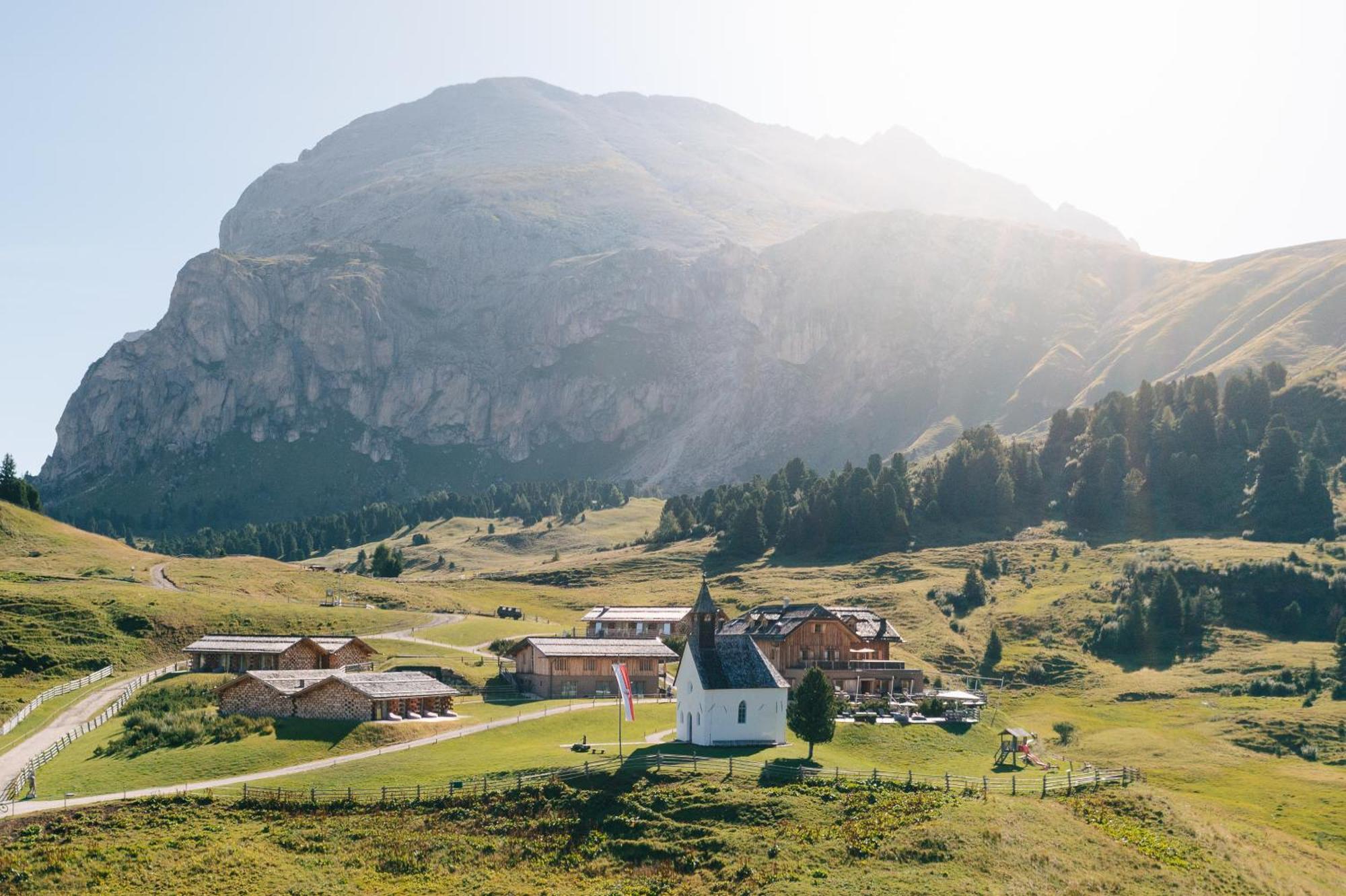 Zallinger Dolomites Алпе ди Сиуси Екстериор снимка